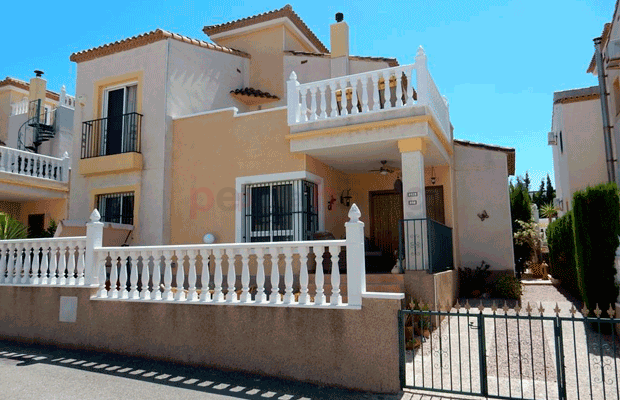 Eigendommen te koop in Algorfa Spanje