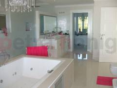 Sale - Вилла - Cabo Roig