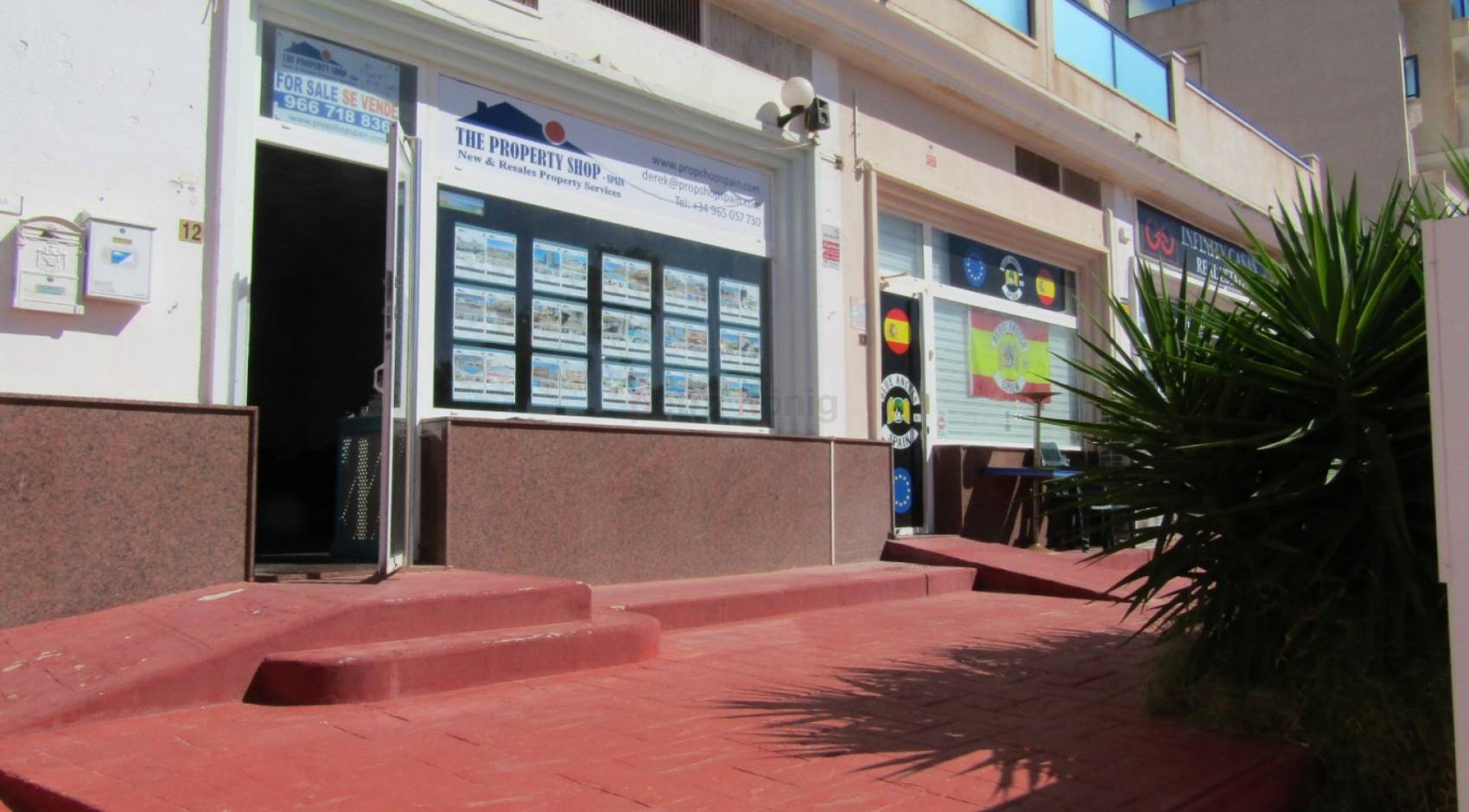 Resales - Commercial - Cabo Roig