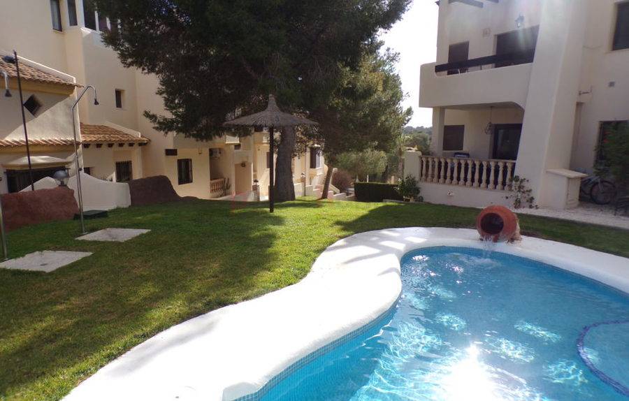 Resales - Townhouse - Villamartin