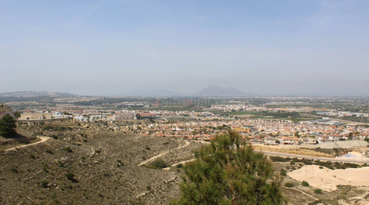 Gebrauchtobjekte - Einfamilienhaus - Torrevieja