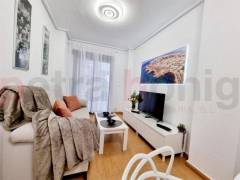 Reventa - Apartamento - Torrevieja - Estacion de autobuses