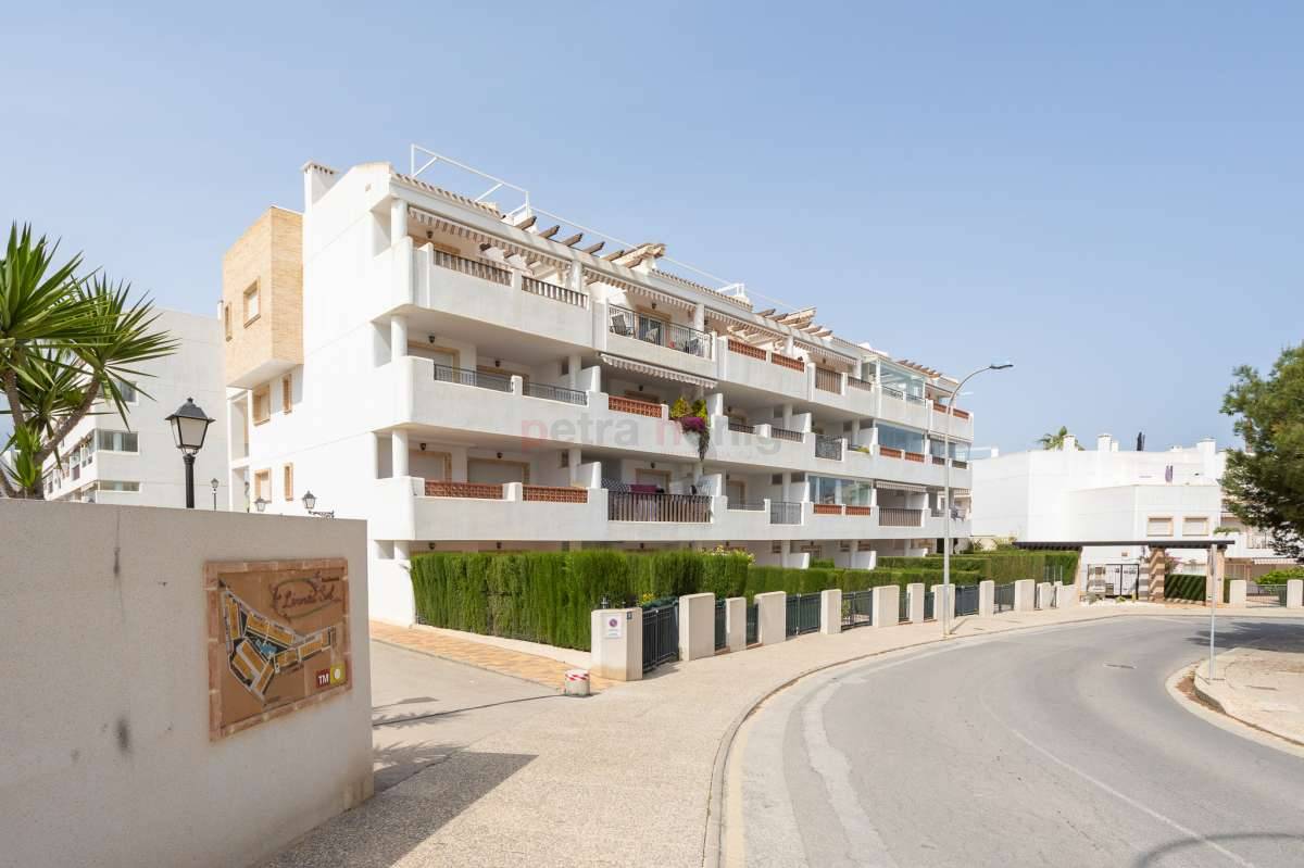 Resales - Apartment - Villamartin