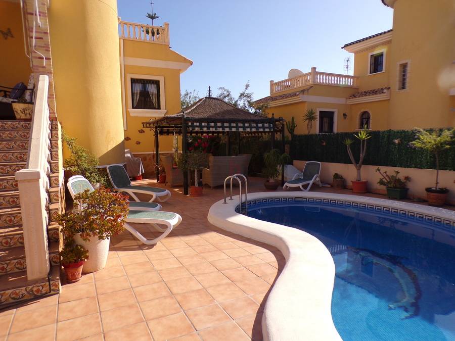 A Vendre - Villa - Villamartin