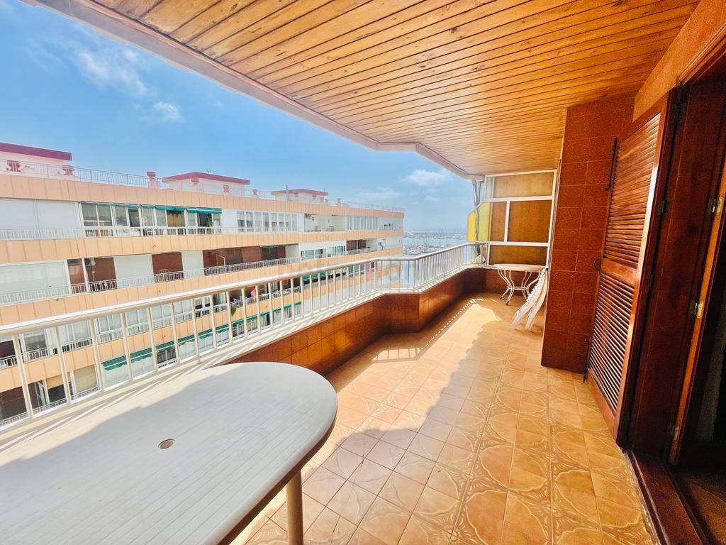 Resales - Apartment - Torrevieja - Playa de La Acequion