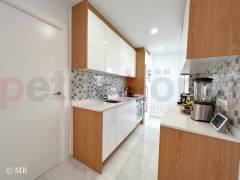 Sale -  квартира - Torrevieja - Punta Prima