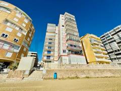 Resales - Apartment - Torrevieja - Playa Acequion