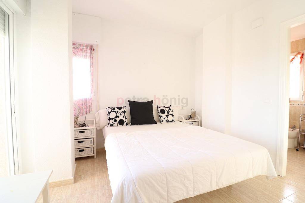 Resales - Apartment - Orihuela Costa - Campoamor