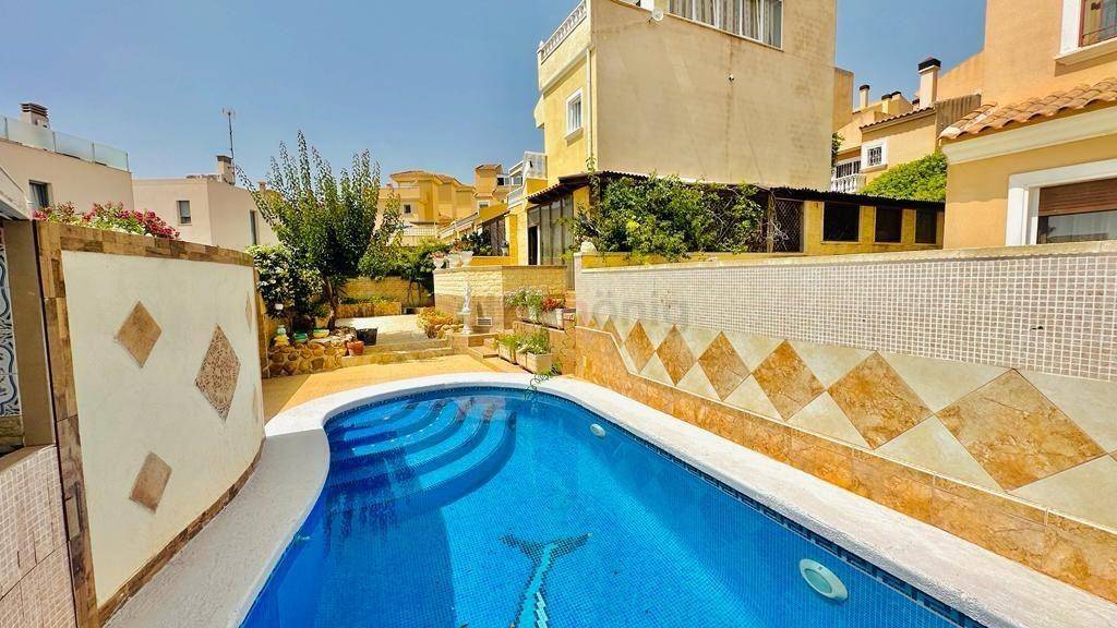 Reventa - Chalet - Orihuela Costa - Montezenia