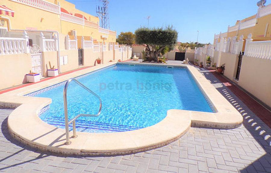 Resales - Townhouse - Villamartin