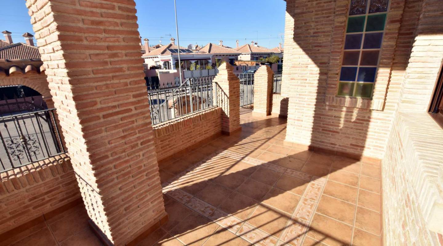 Resales - Villa - Los Montesinos - La Herrada