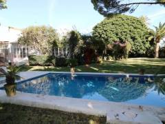 Gebrauchtobjekte - Einfamilienhaus - Malaga - Estepona