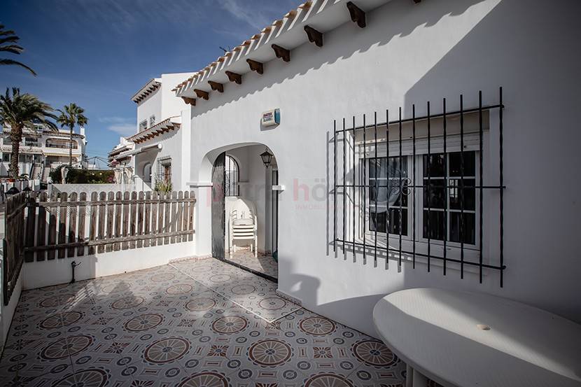 Resales - Townhouse - Villamartin