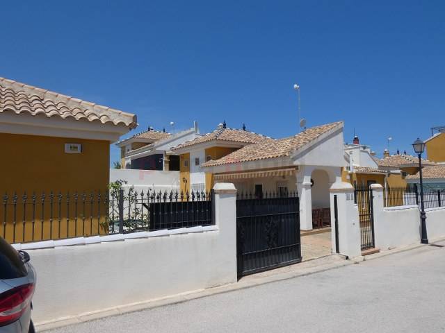 Resales - Villa - Los Montesinos