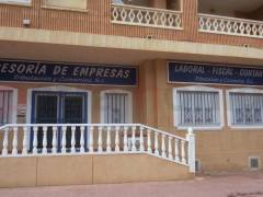 Reventa - Commercial - La Mata - Centro