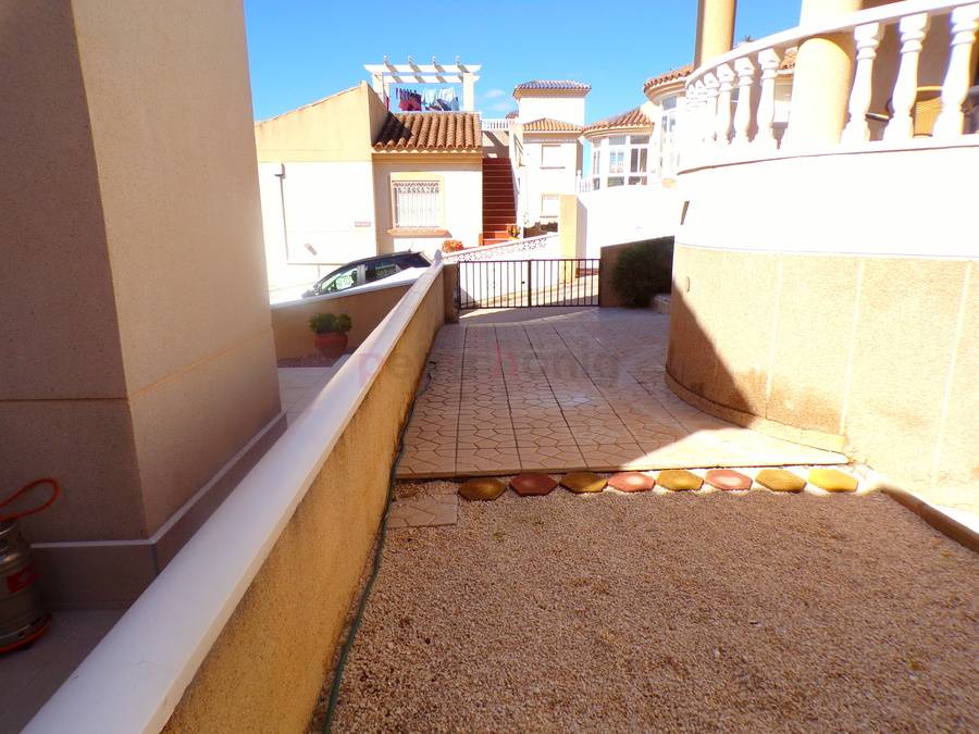 Resales - Villa - Villamartin