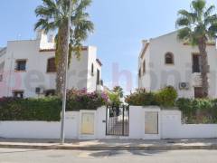 Resales - Townhouse - Villamartin