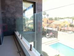 Resales - Villa - Torrevieja