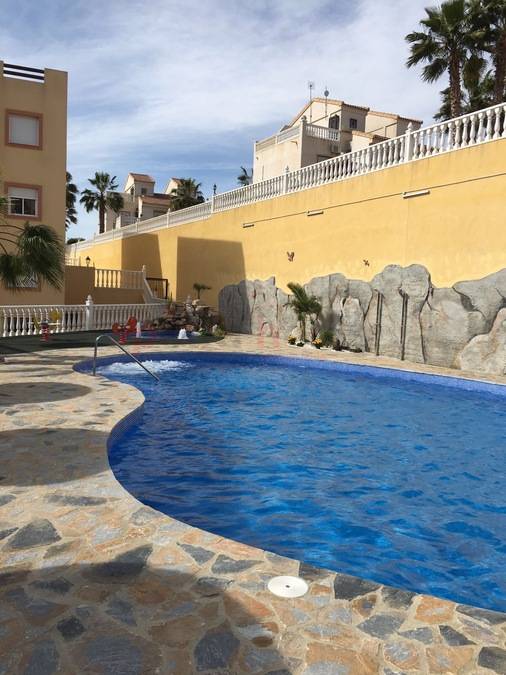 Resales - Apartment - Villamartin