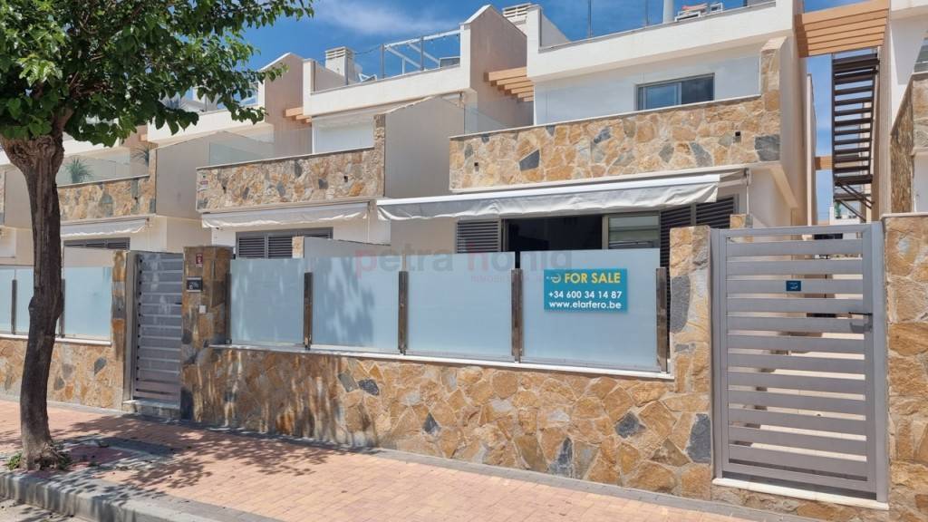 Resales - Villa - Other areas - Los Alcazares