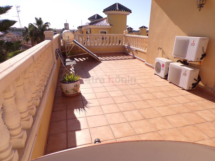 A Vendre - Villa - Villamartin