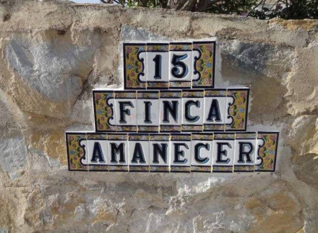 Resales - Finca - Other areas - Inland