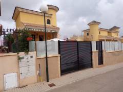 A Vendre - Villa - Villamartin