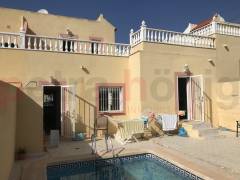 Resales - Townhouse - Villamartin