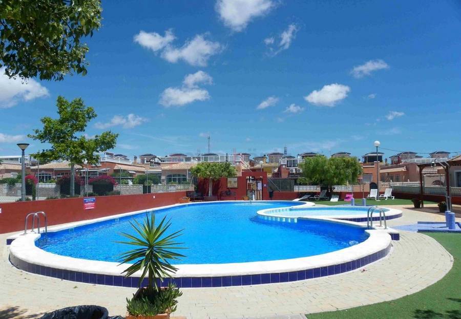 Reventa - Apartamento - Los Montesinos