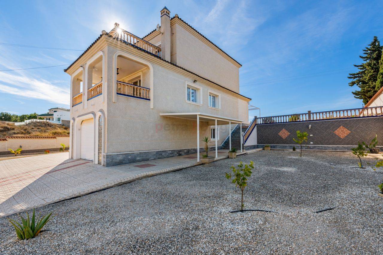 Resales - Villa - Almoradi - Lomas de La Juliana