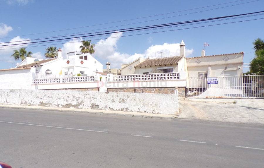 A Vendre - Villa - Villamartin