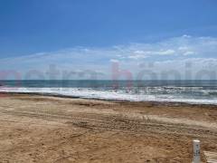 Resales - Apartment - Torrevieja - Playa de los Locos