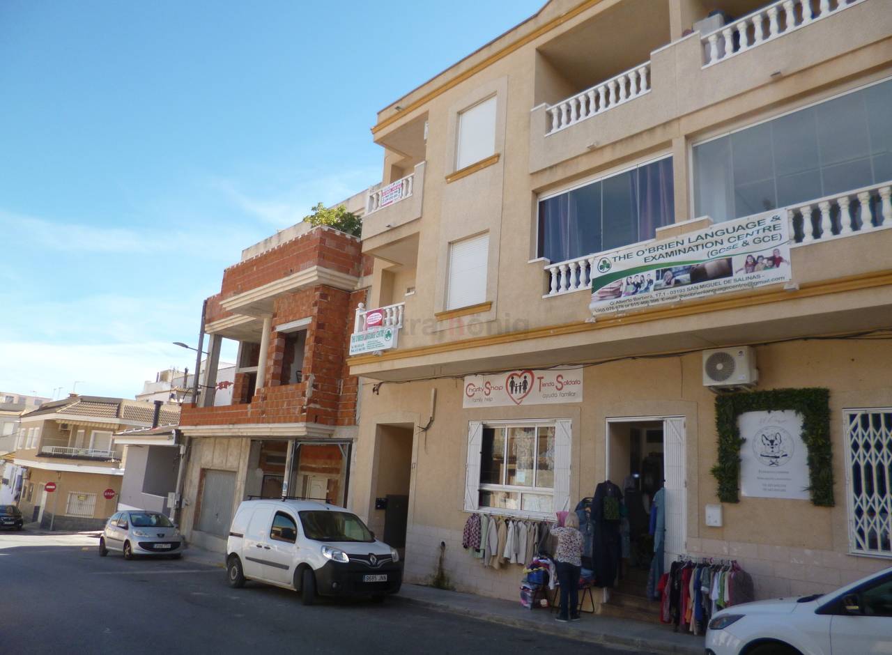 Sale -  квартира - San Miguel de Salinas