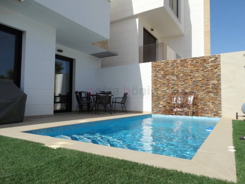 Resales - Villa - Villamartin