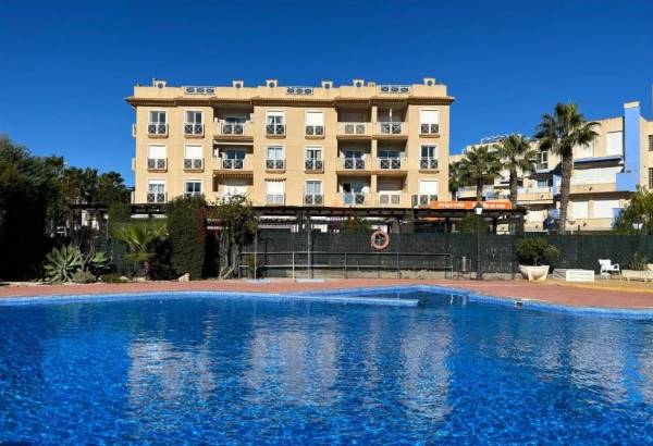 Appartement - A Vendre - Orihuela Costa - Campoamor