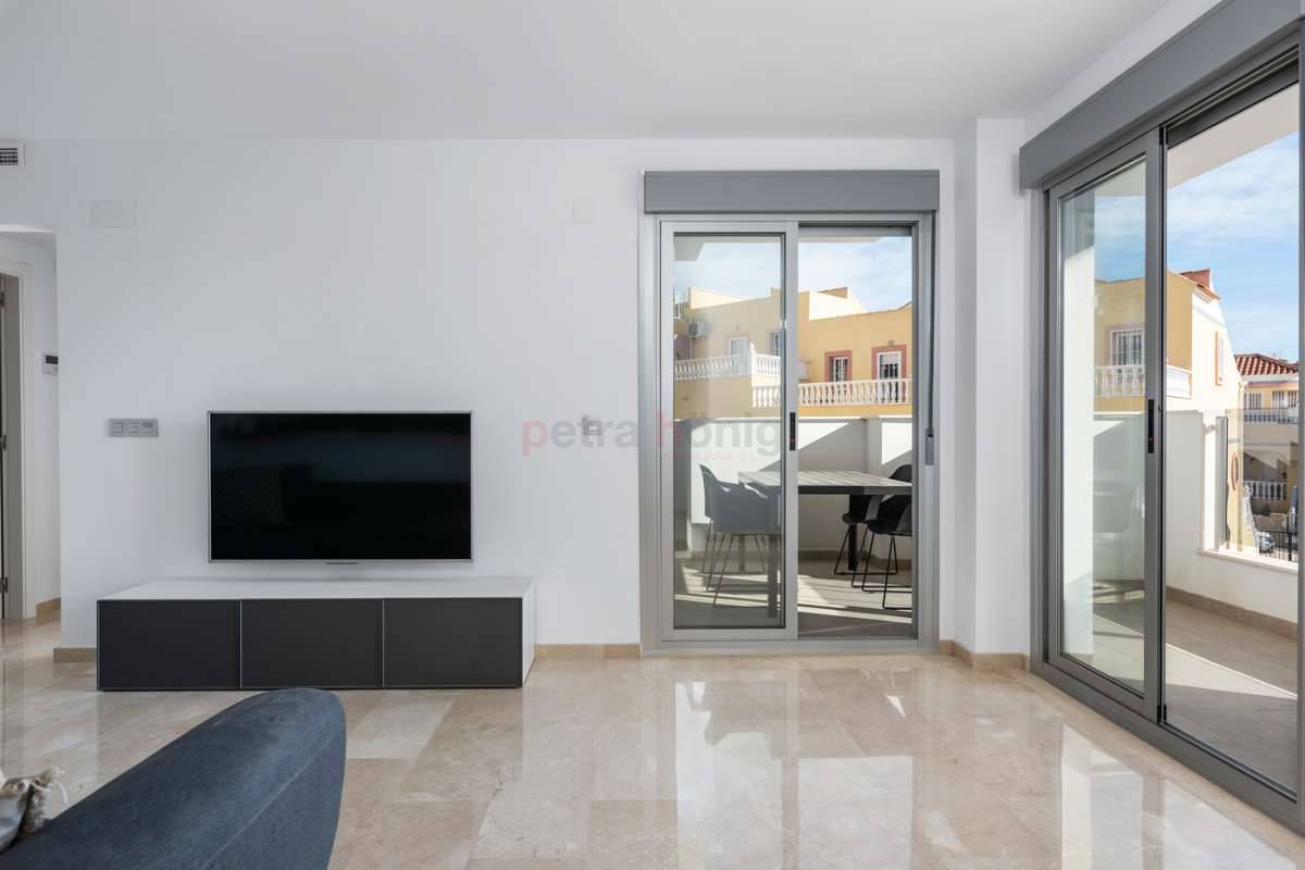 Resales - Apartment - Villamartin