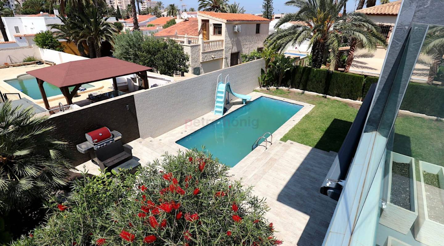 A Vendre - Villa - Torrevieja