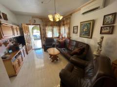 Gebrauchtobjekte - Einfamilienhaus - La Florida - Orihuela Costa