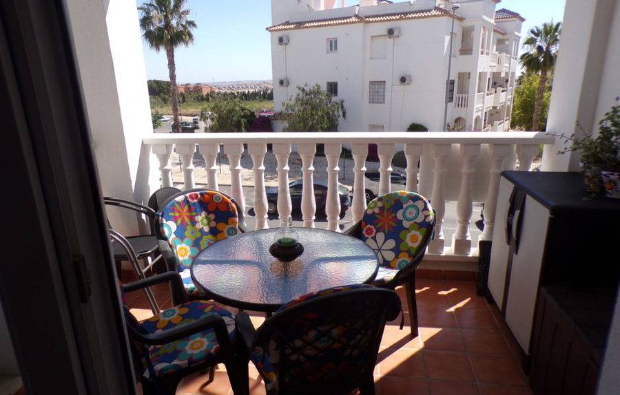 Resales - Apartment - Villamartin