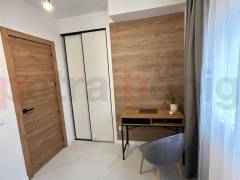 Gebrauchtobjekte - Apartment - Torrevieja - Playa del Cura