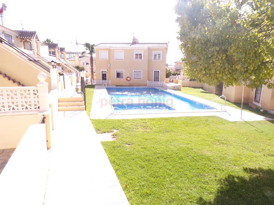 Resales - Apartment - Villamartin