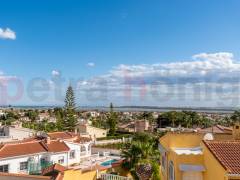 Gebrauchtobjekte - Einfamilienhaus - Ciudad Quesada