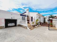 A Vendre - Villa - Ciudad Quesada