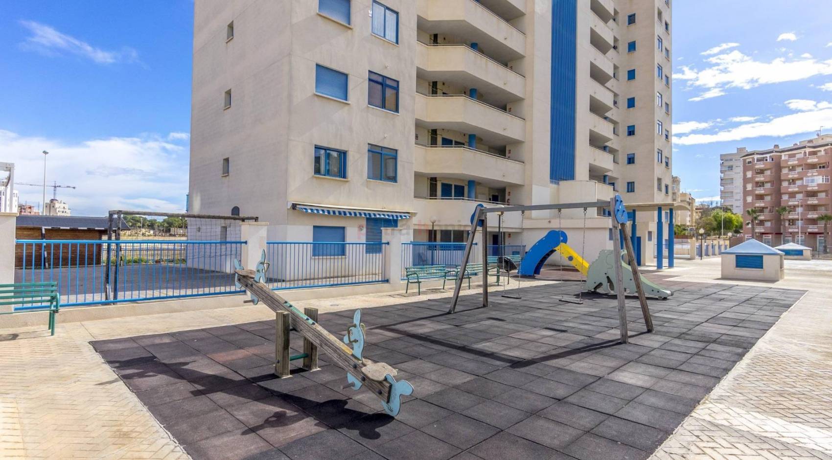 Resales - Apartment - Guardamar del Segura - Centro