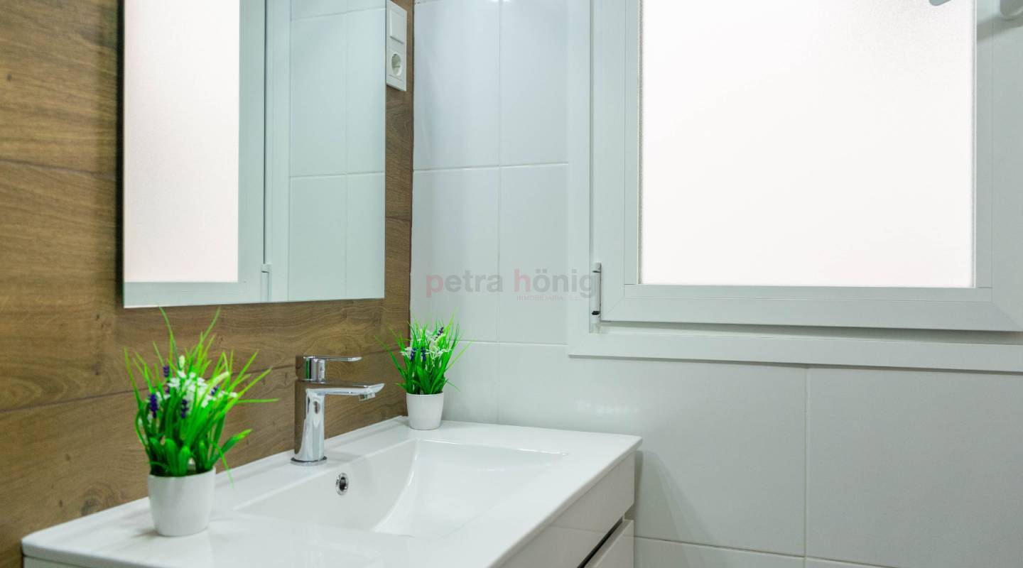 Neubau-Projekte - Apartment - Torrevieja - Playa del Cura