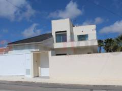 A Vendre - Villa - Ciudad Quesada