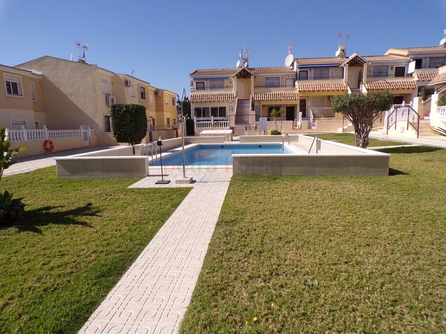 Resales - Apartment - Villamartin