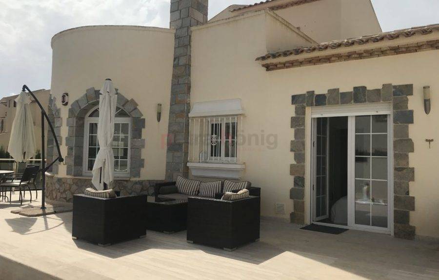 Resales - Villa - Villamartin