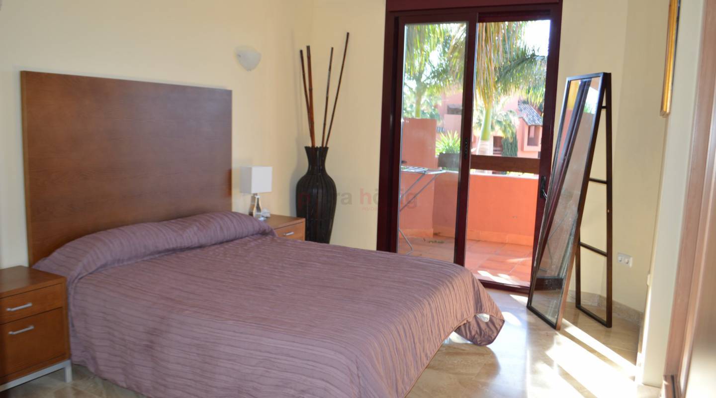 Reventa - Apartamento - Malaga - Estepona