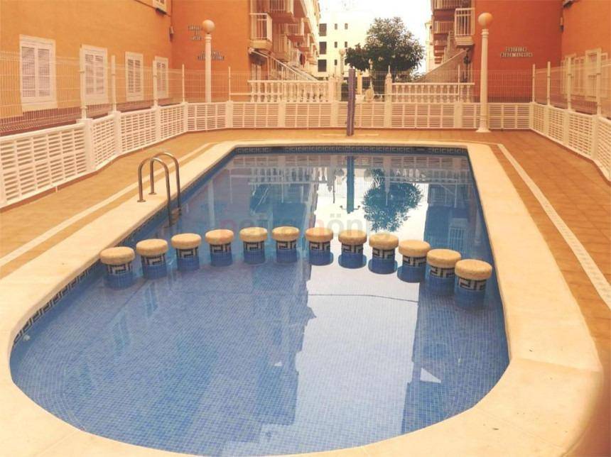 Gebrauchtobjekte - Apartment - Torrevieja - La Mata